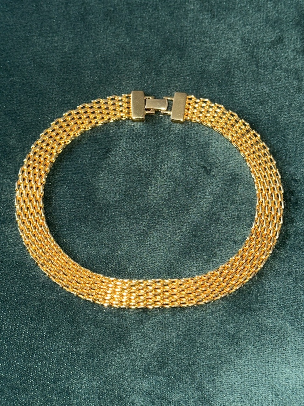 Gold tone chain link choker necklace